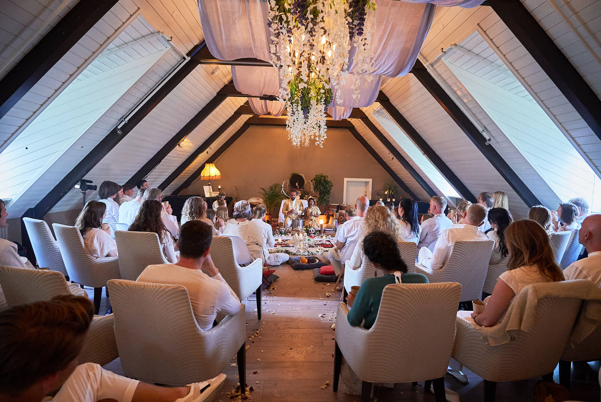 Brúðkaupsathöfn í Kornhlöðunni