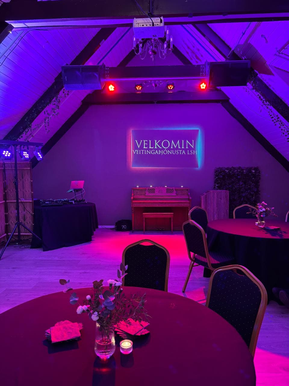 A real wedding at Kornhlaðan